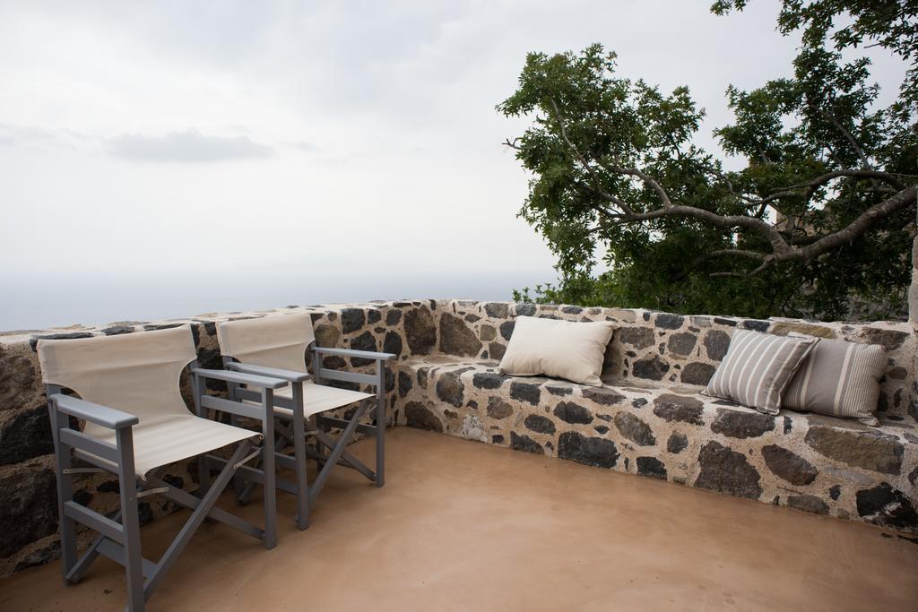Villa Moustafa Stone House à Emporeiós Extérieur photo