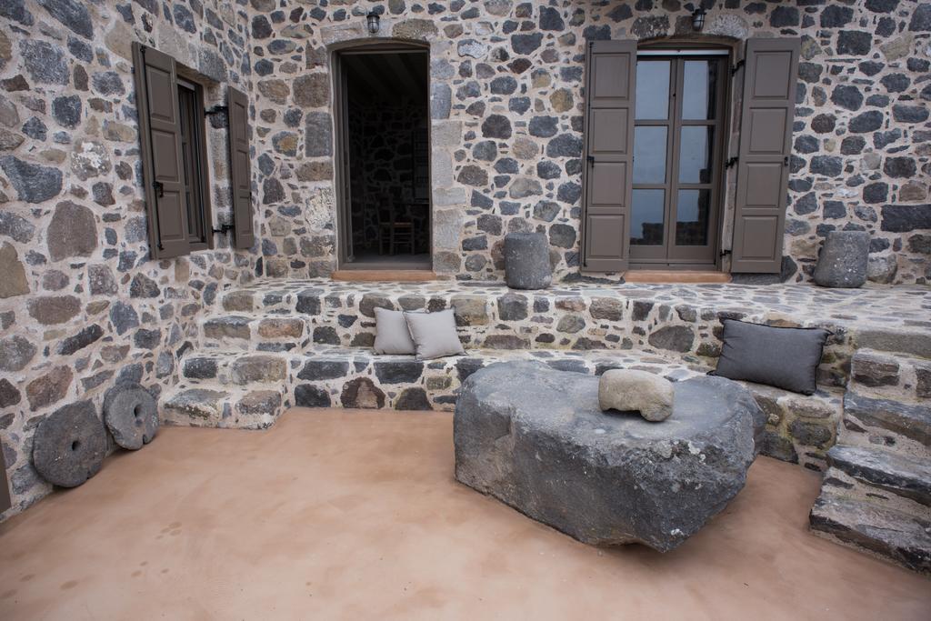 Villa Moustafa Stone House à Emporeiós Extérieur photo